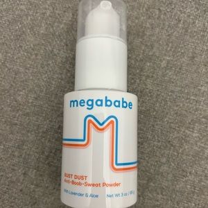 Mega babe Bust Dust (Anti-boob Sweat Powder)